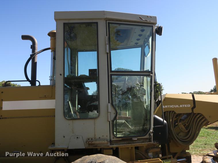 image for item DB8955 1995 Fiat-Allis FG85A Series B motor grader