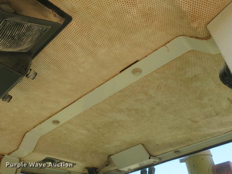 image for item DB8955 1995 Fiat-Allis FG85A Series B motor grader