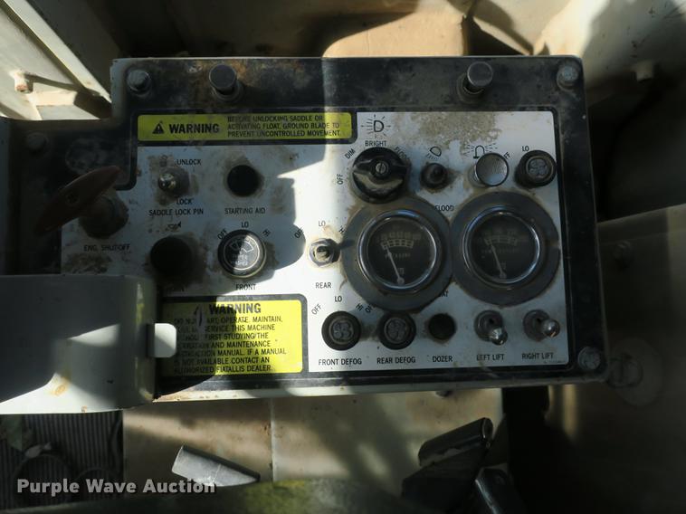 image for item DB8955 1995 Fiat-Allis FG85A Series B motor grader