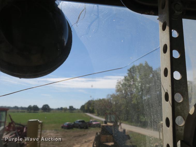 image for item DB8955 1995 Fiat-Allis FG85A Series B motor grader