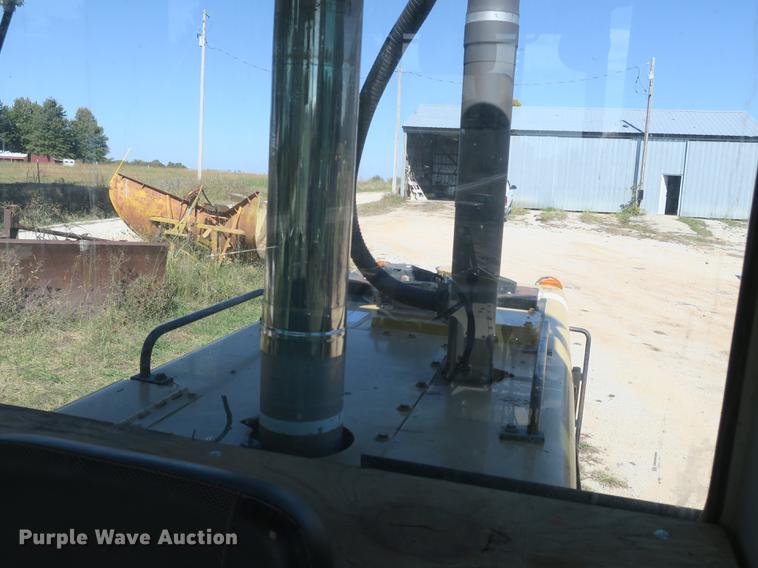 image for item DB8955 1995 Fiat-Allis FG85A Series B motor grader