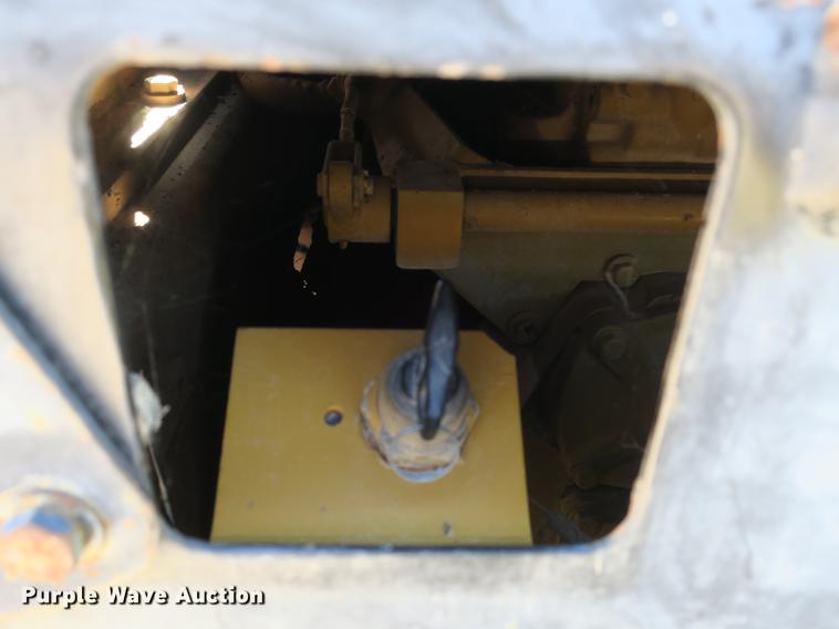 image for item DB8955 1995 Fiat-Allis FG85A Series B motor grader