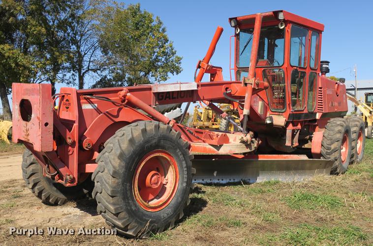 image for item DB8957 1994 Galion 830 motor grader