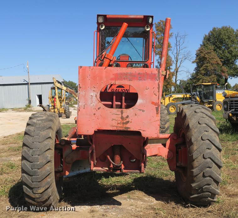 image for item DB8957 1994 Galion 830 motor grader