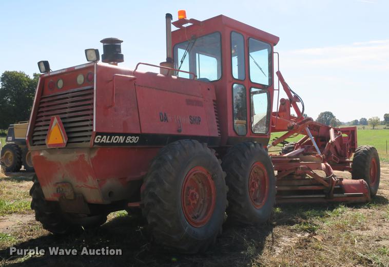 image for item DB8957 1994 Galion 830 motor grader