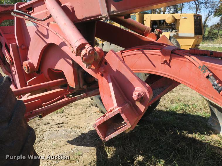 image for item DB8957 1994 Galion 830 motor grader
