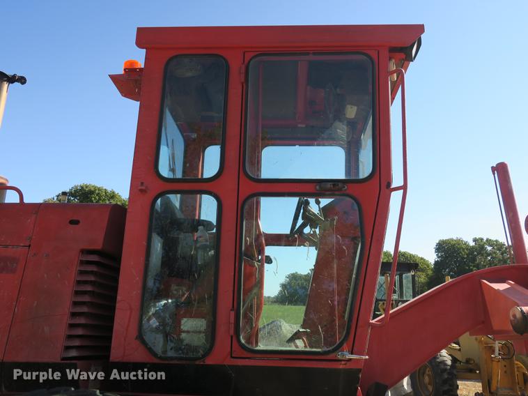 image for item DB8957 1994 Galion 830 motor grader