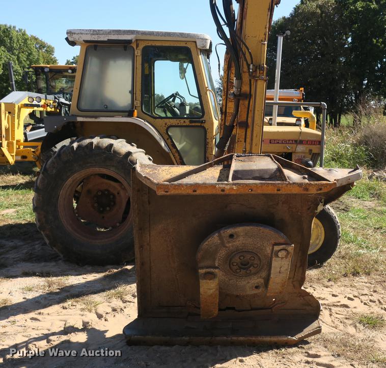 image for item DB8959 Ford 6610 tractor