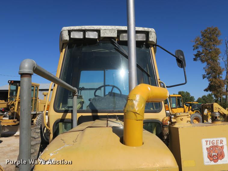 image for item DB8959 Ford 6610 tractor