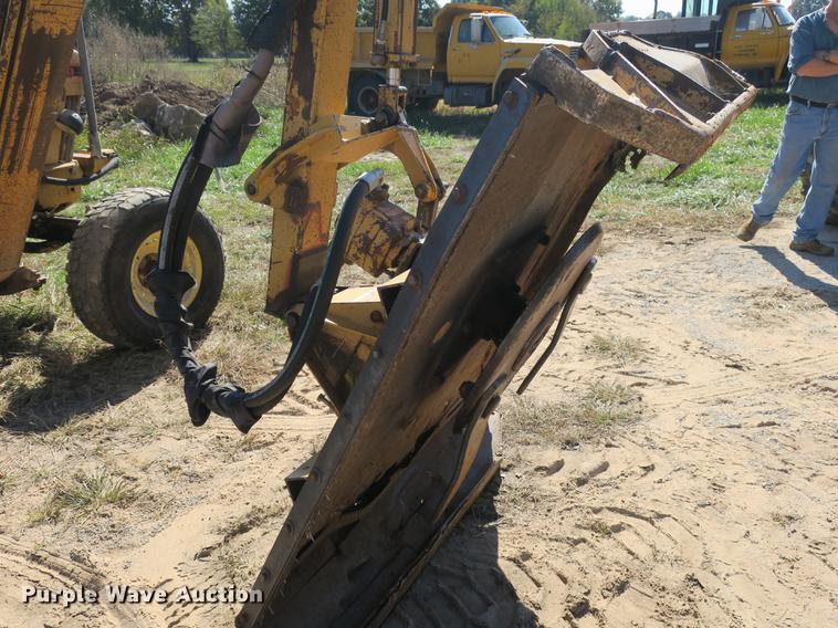 image for item DB8959 Ford 6610 tractor