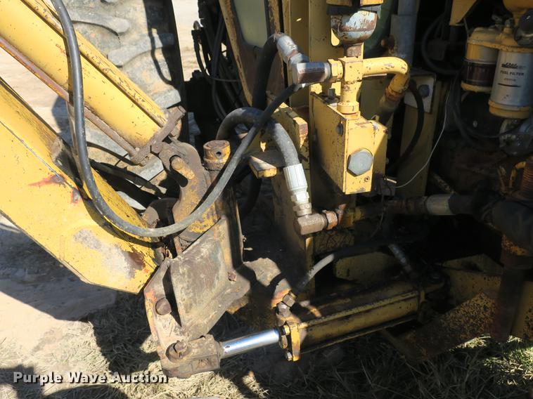 image for item DB8959 Ford 6610 tractor