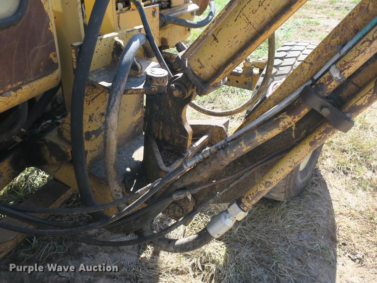 image for item DB8959 Ford 6610 tractor