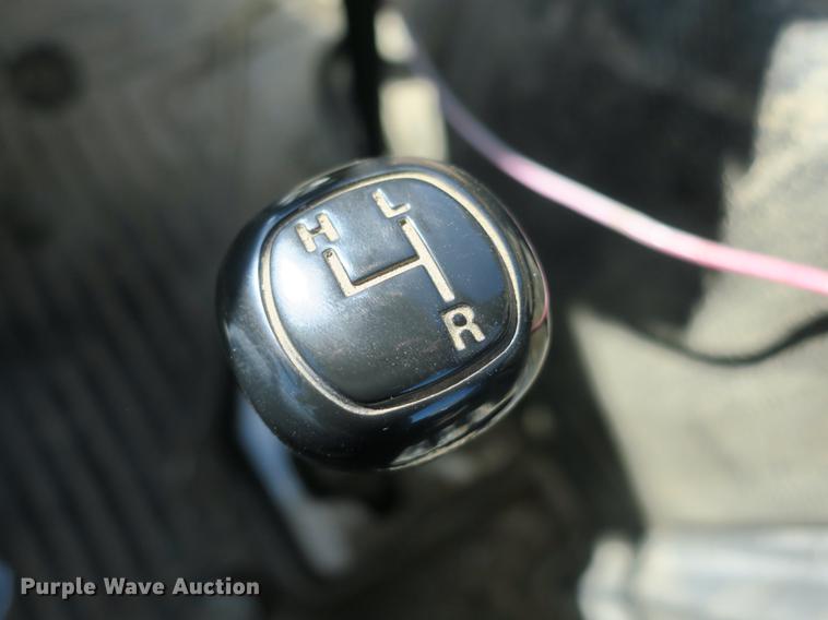 image for item DB8959 Ford 6610 tractor