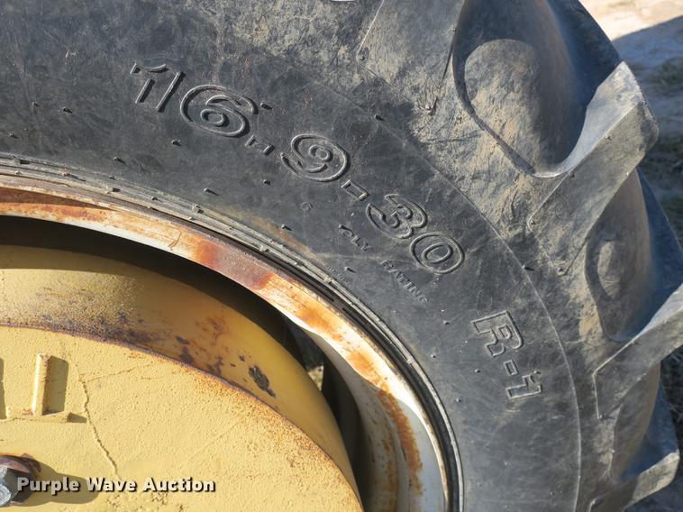 image for item DB8959 Ford 6610 tractor