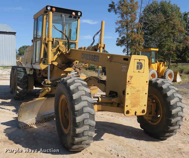 image for item DB8960 1987 Dresser A500E motor grader