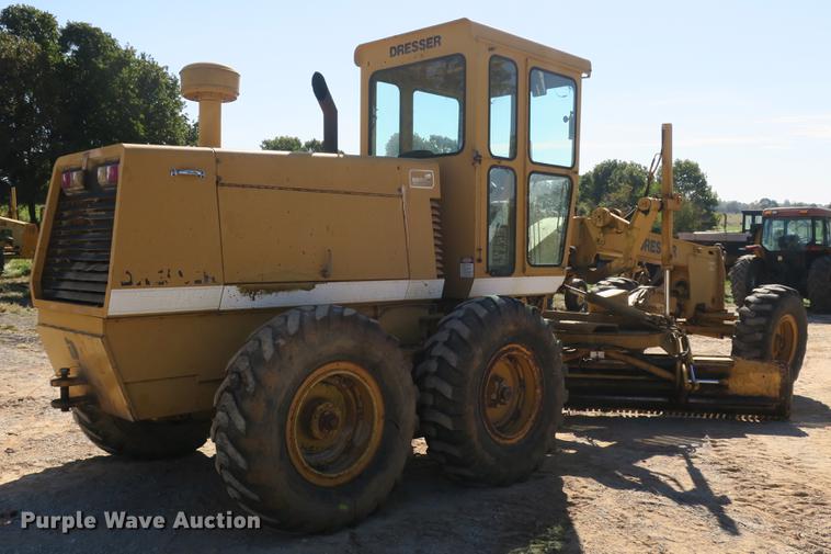 image for item DB8960 1987 Dresser A500E motor grader