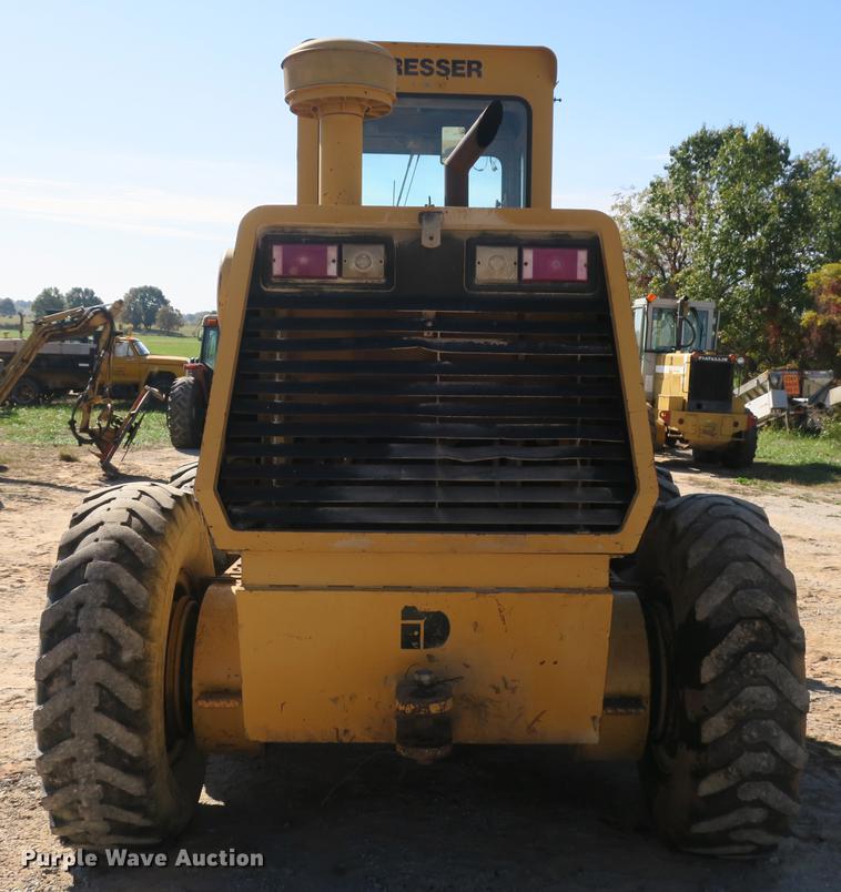 image for item DB8960 1987 Dresser A500E motor grader