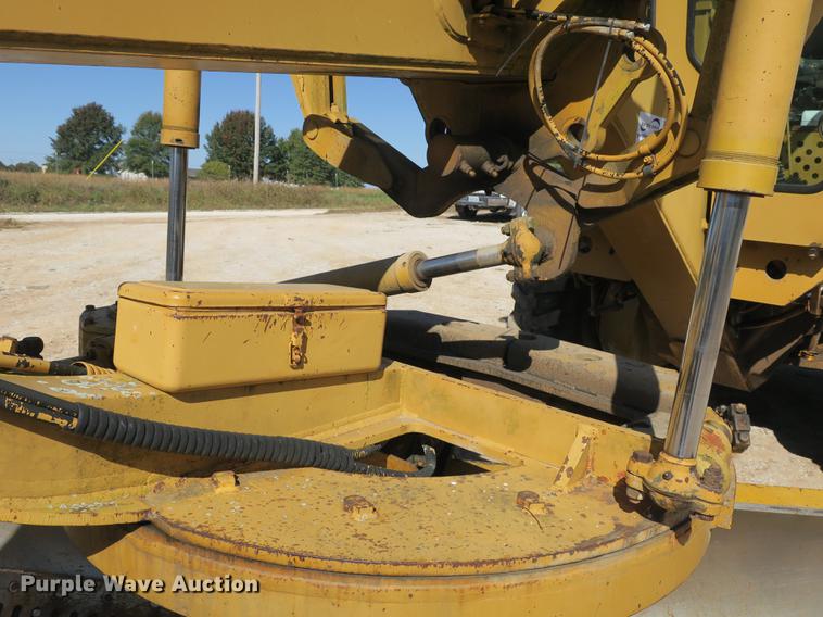 image for item DB8960 1987 Dresser A500E motor grader