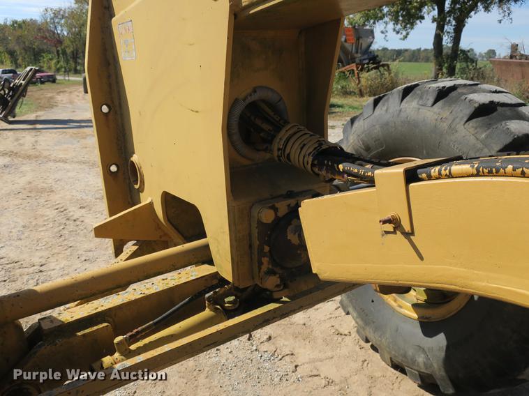 image for item DB8960 1987 Dresser A500E motor grader