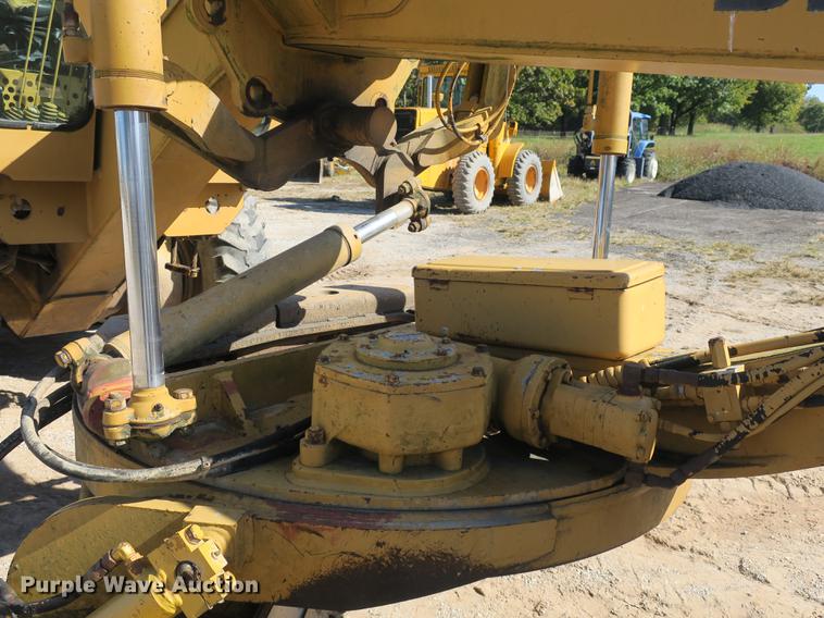 image for item DB8960 1987 Dresser A500E motor grader