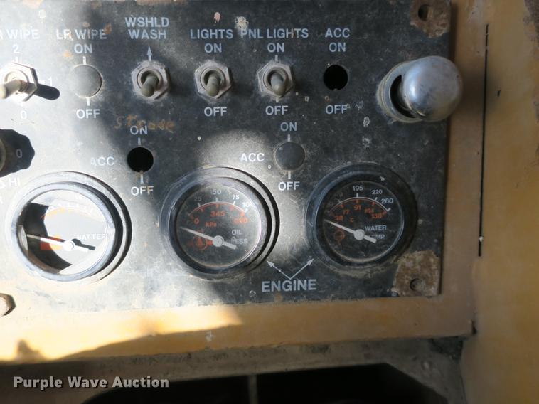 image for item DB8960 1987 Dresser A500E motor grader