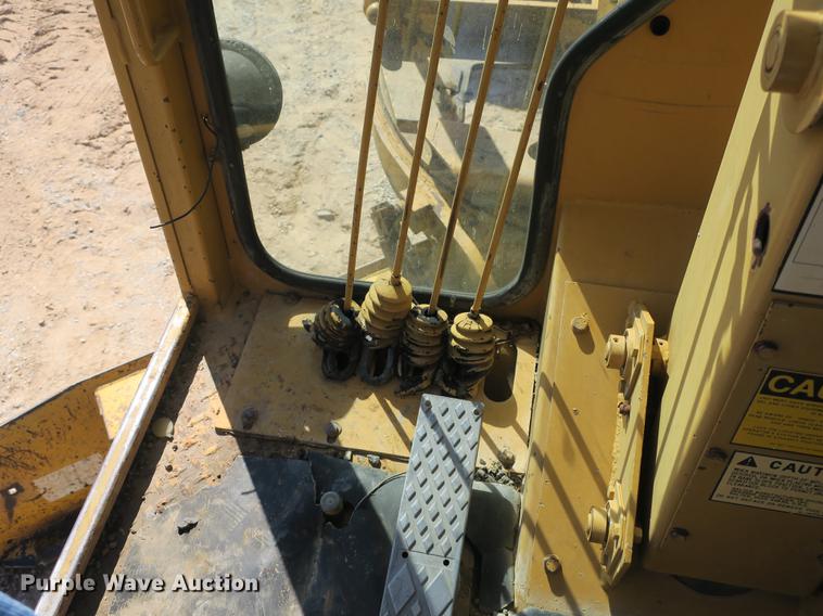 image for item DB8960 1987 Dresser A500E motor grader