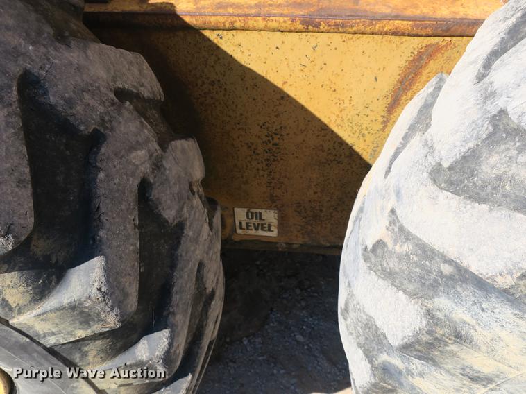 image for item DB8960 1987 Dresser A500E motor grader