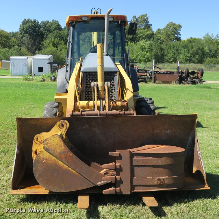 image for item DB8979 2005 John Deere 310SG backhoe