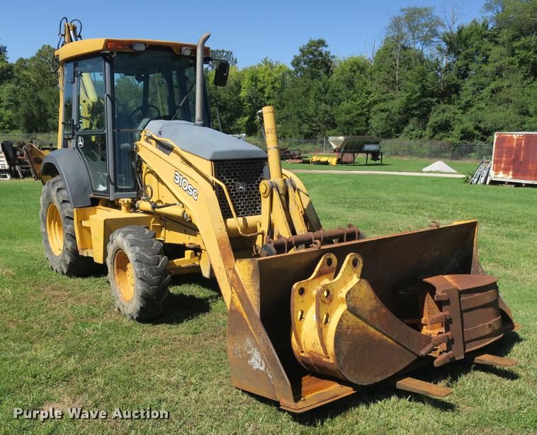 image for item DB8979 2005 John Deere 310SG backhoe
