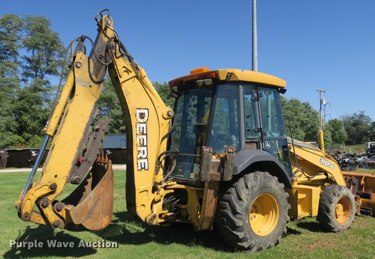 image for item DB8979 2005 John Deere 310SG backhoe