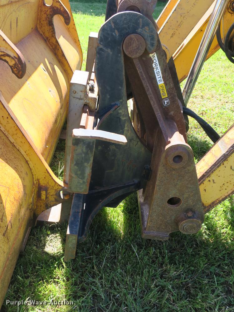 image for item DB8979 2005 John Deere 310SG backhoe