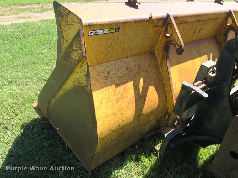 image for item DB8979 2005 John Deere 310SG backhoe