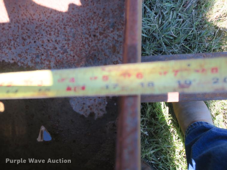 image for item DB8979 2005 John Deere 310SG backhoe