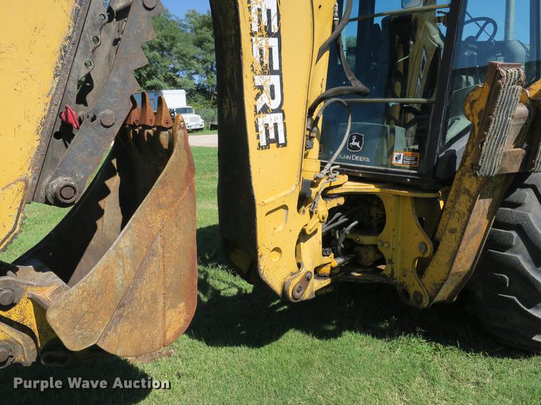 image for item DB8979 2005 John Deere 310SG backhoe