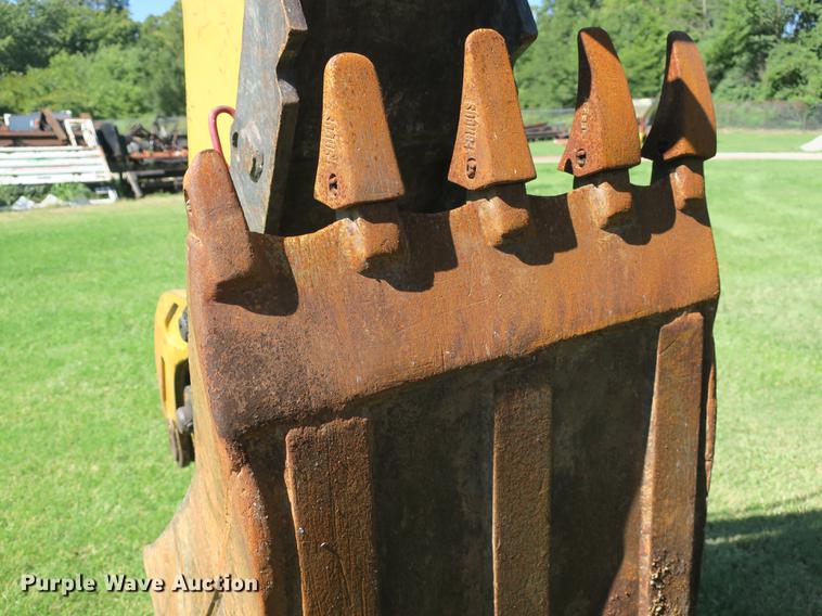 image for item DB8979 2005 John Deere 310SG backhoe