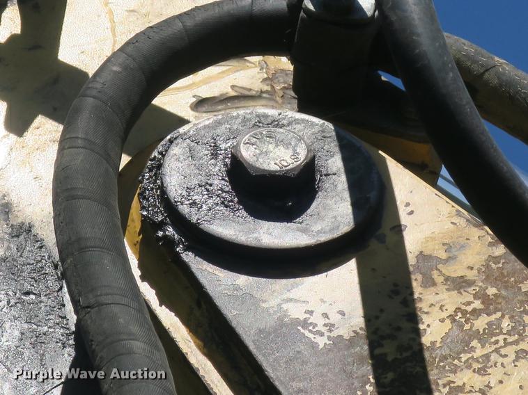 image for item DB8979 2005 John Deere 310SG backhoe