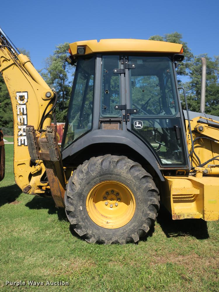 image for item DB8979 2005 John Deere 310SG backhoe