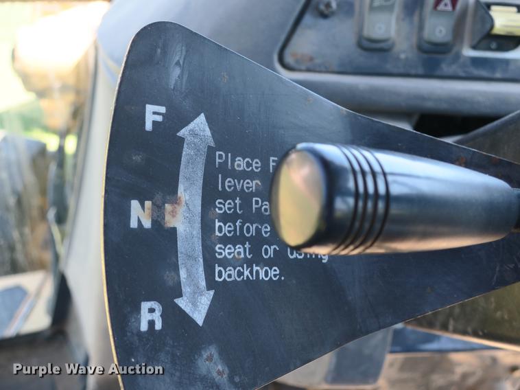 image for item DB8979 2005 John Deere 310SG backhoe