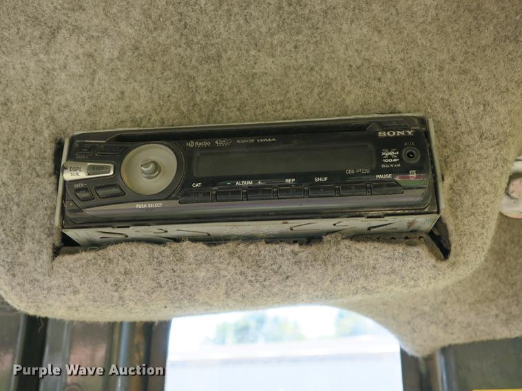 image for item DB8979 2005 John Deere 310SG backhoe