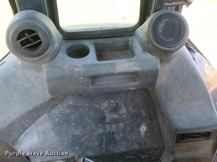 image for item DB8979 2005 John Deere 310SG backhoe