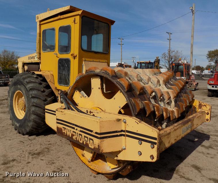 image for item DB9039 Bomag BW210PD single drum roller