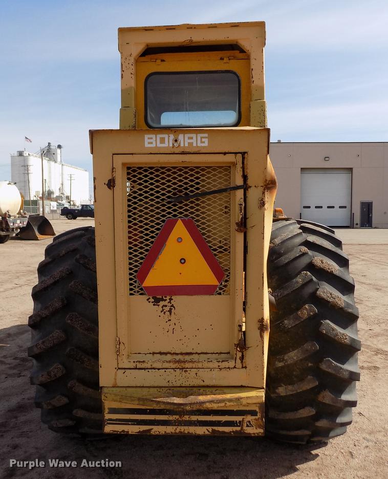 image for item DB9039 Bomag BW210PD single drum roller