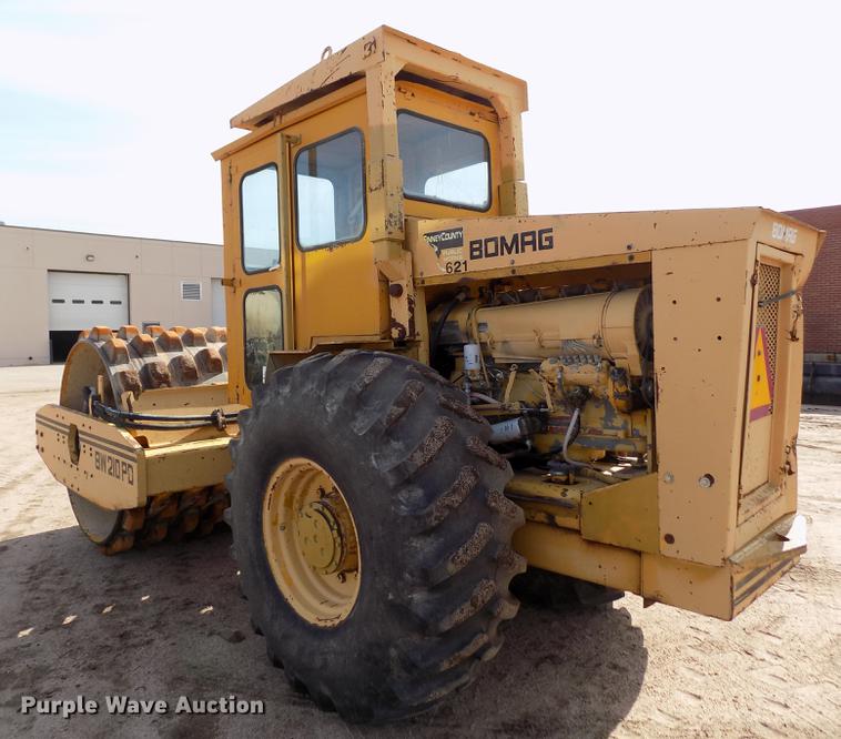 image for item DB9039 Bomag BW210PD single drum roller