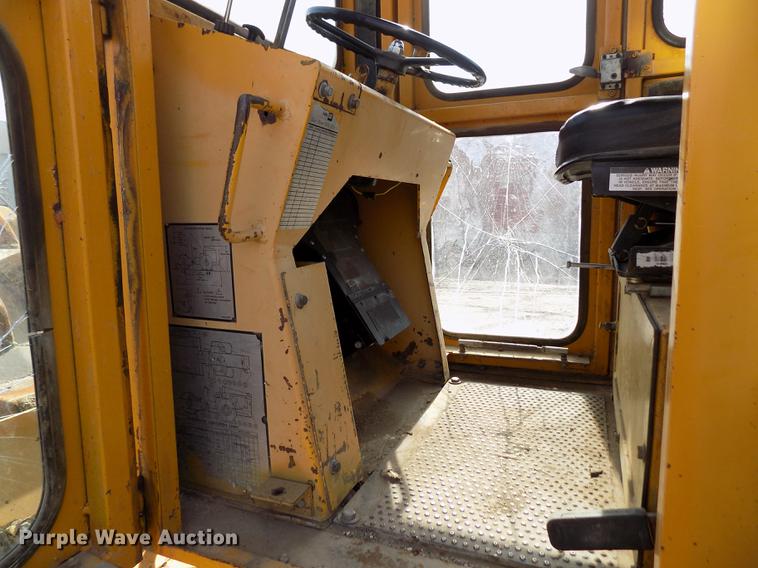 image for item DB9039 Bomag BW210PD single drum roller