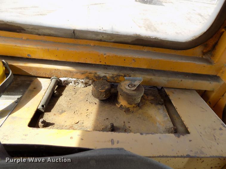 image for item DB9039 Bomag BW210PD single drum roller