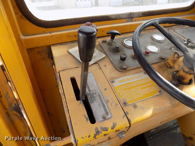 image for item DB9039 Bomag BW210PD single drum roller