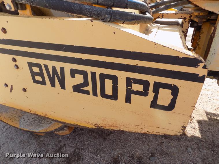 image for item DB9039 Bomag BW210PD single drum roller