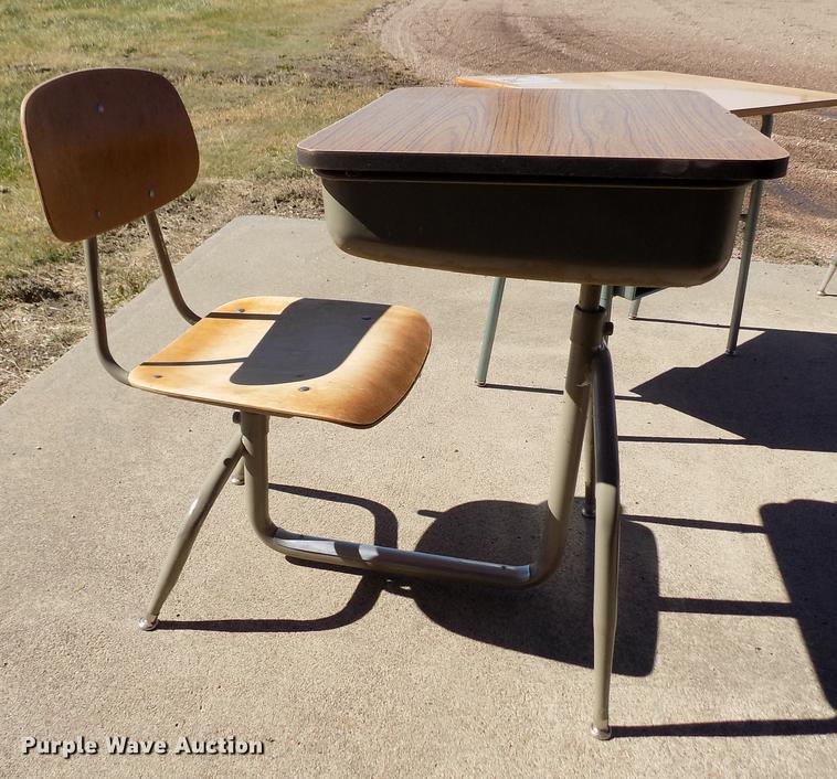 image for item DB9063 (62) desks