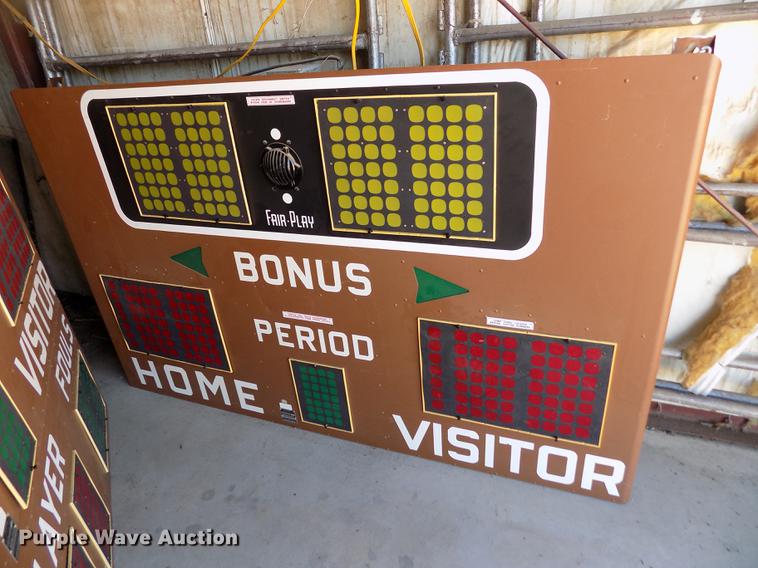 image for item DB9064 (2) Fair Play basketball scoreboards