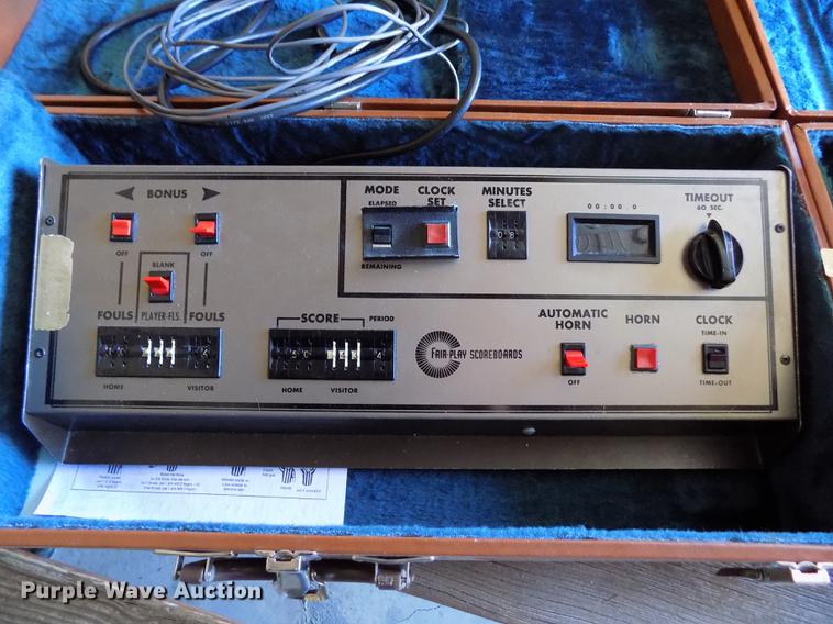 image for item DB9064 (2) Fair Play basketball scoreboards